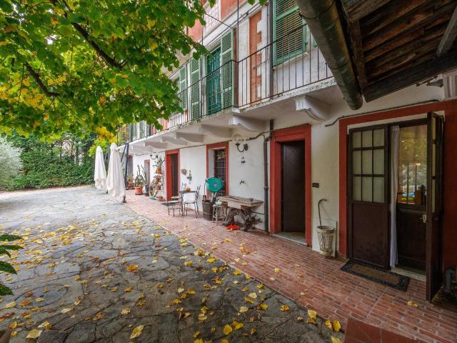 Villa Indipendente in vendita a Piemonte, Asti