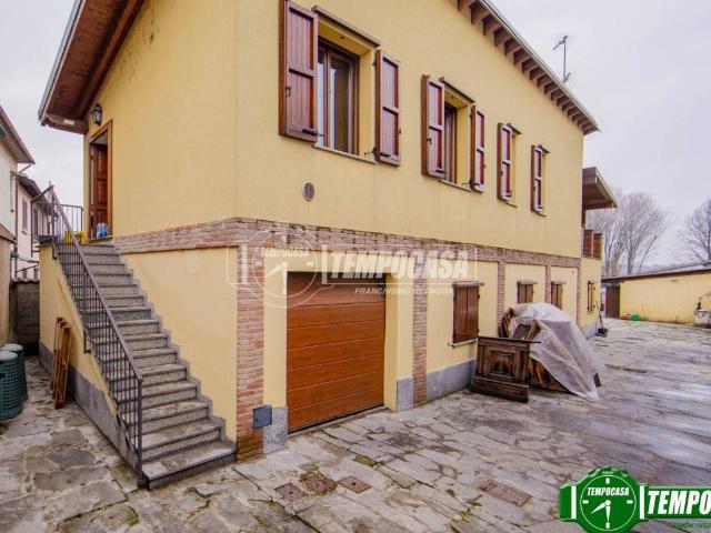 Villa Indipendente in vendita a Barona, Albuzzano