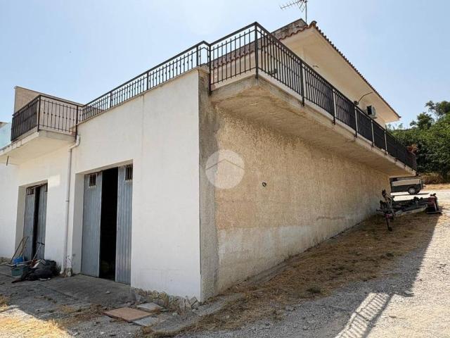Villa Indipendente in vendita a Alcamo, Sicilia