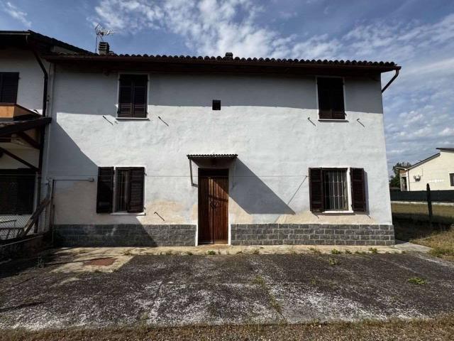 Villa Indipendente in vendita a Piemonte, Alessandria