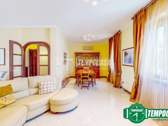 Villa Indipendente in vendita a Piemonte, Alessandria
