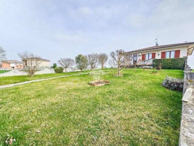 Villa Indipendente in vendita a Piemonte, Alessandria