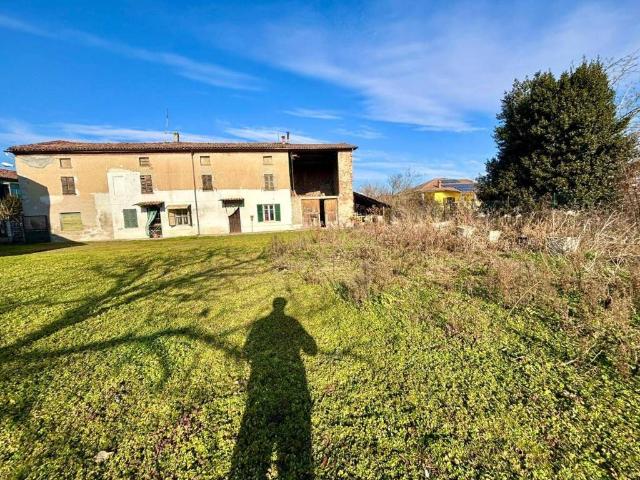 Villa Indipendente in vendita a Piemonte, Alessandria