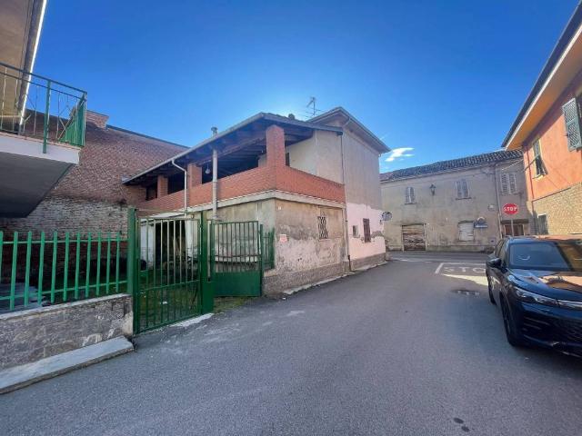 Villa Indipendente in vendita a Alessandria