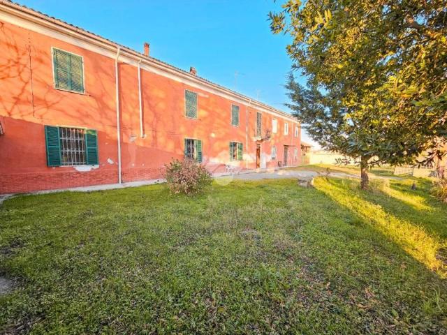 Villa Indipendente in vendita a Piemonte, Alessandria