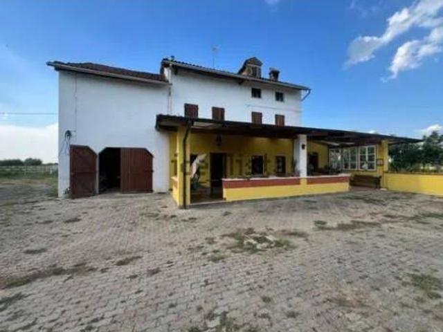 Villa Indipendente in vendita a Piemonte, Alessandria