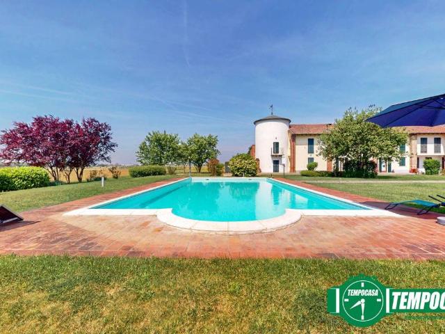 Villa Indipendente in vendita a Piemonte, Alessandria
