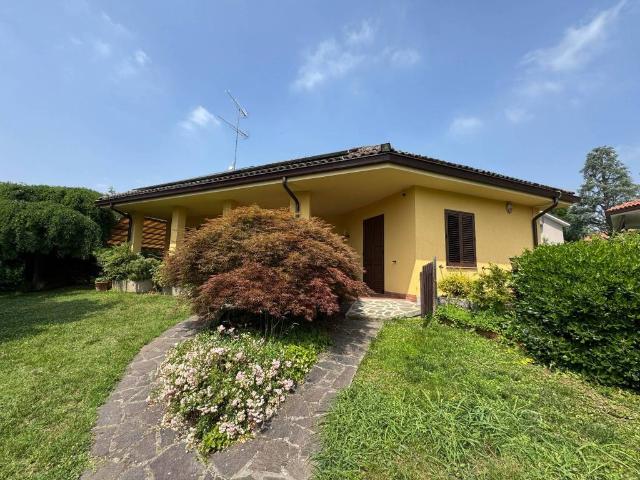 Villa Indipendente in vendita a Piemonte, Alessandria