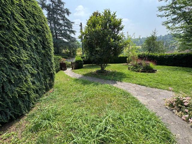 Villa Indipendente in vendita a Piemonte, Alessandria