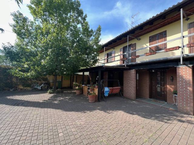 Villa Indipendente in vendita a Litta Parodi, Alessandria