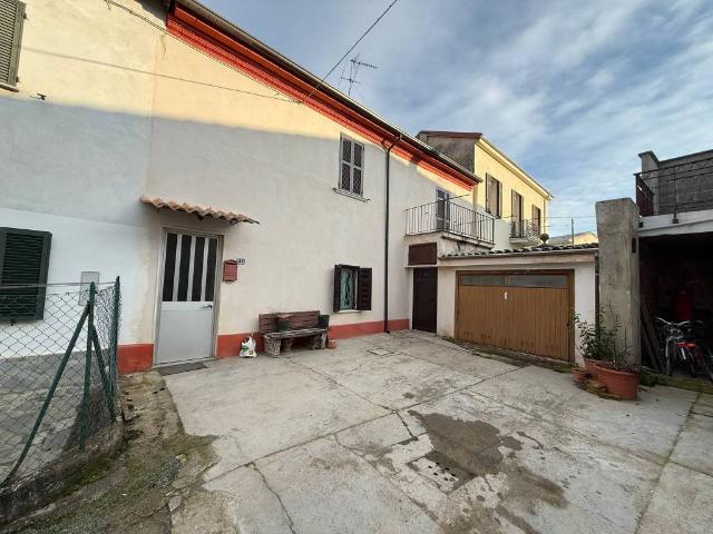 Villa Indipendente in vendita a Piemonte, Alessandria