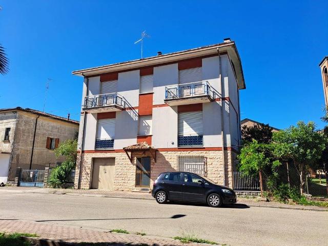 Villa Indipendente in vendita a Unione dei comuni della Bassa Romagna, Alfonsine