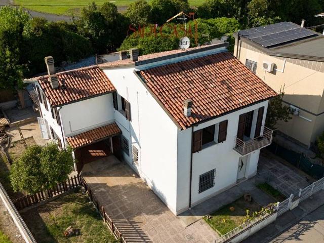 Villa Indipendente in vendita a Unione dei comuni della Bassa Romagna, Alfonsine