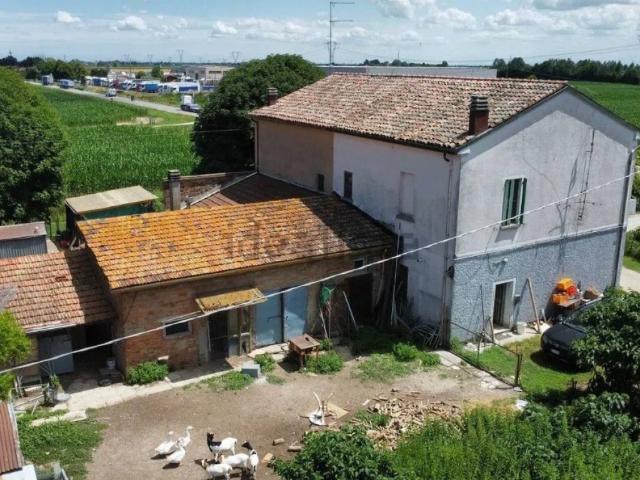 Villa Indipendente in vendita a Unione dei comuni della Bassa Romagna, Alfonsine