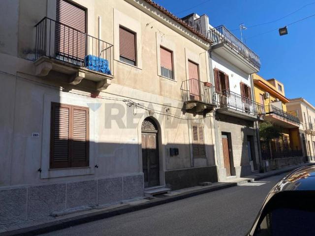 Villa Indipendente in vendita a Quartiere Davì, Alì Terme