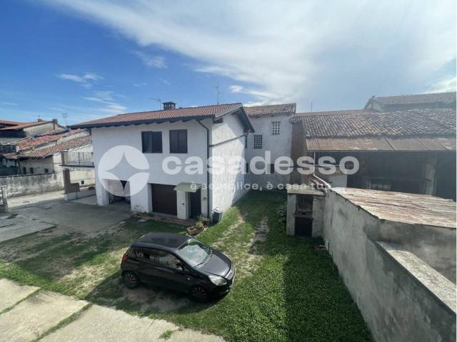Villa Indipendente in vendita a Piemonte, Vercelli