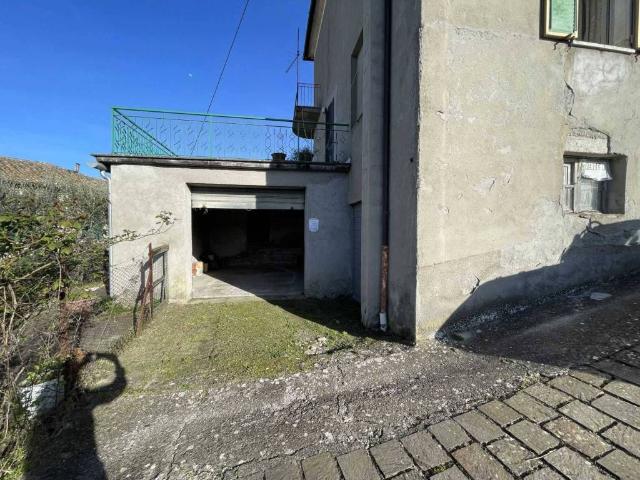 Villa Indipendente in vendita a Allerona, Umbria