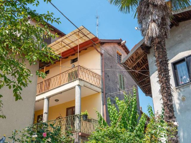 Villa Indipendente in vendita a Casucco, Almenno San Bartolomeo