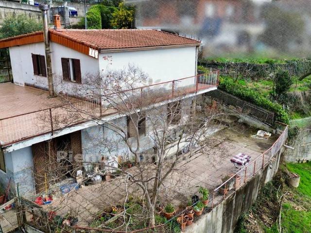 Villa Indipendente in vendita a Piemonte, Torino