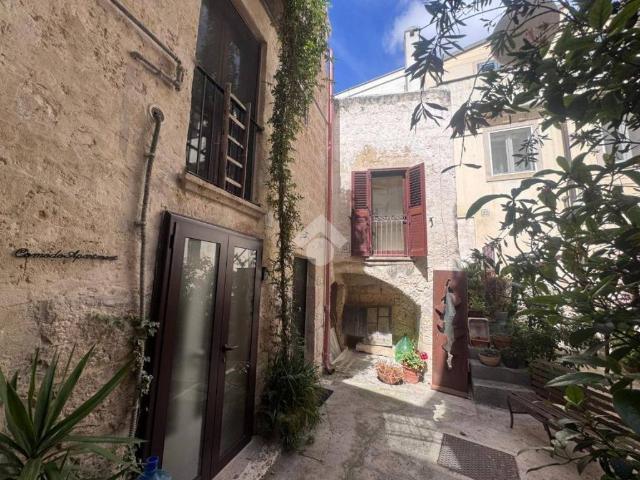 Villa Indipendente in vendita a Puglia, Bari