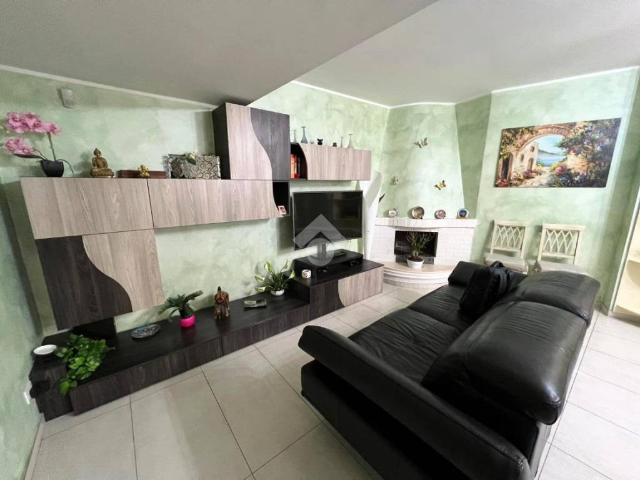 Villa Indipendente in vendita a Altamura, Bari