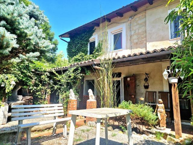 Villa Indipendente in vendita a Piemonte, Alessandria
