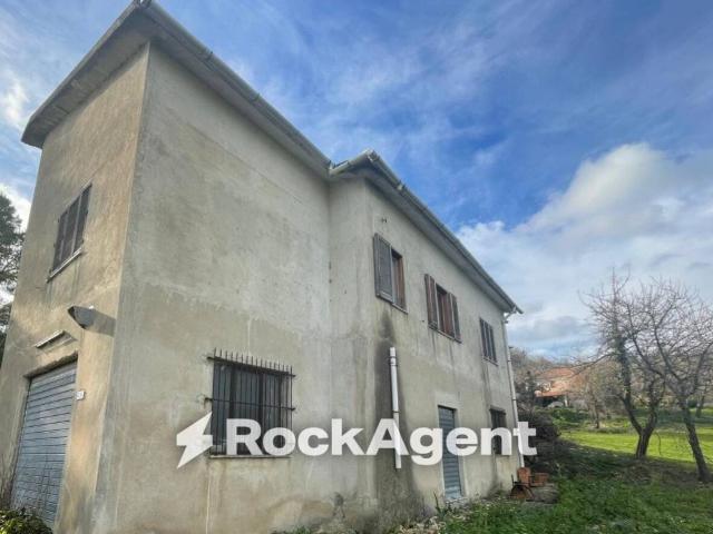 Villa Indipendente in vendita a Altavilla Silentina, Campania
