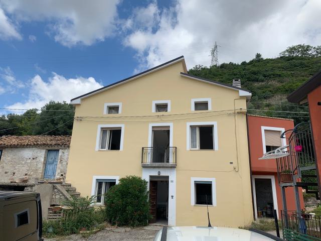 Villa Indipendente in vendita a Altino, Abruzzo