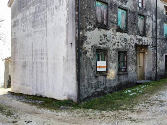 Villa Indipendente in vendita a Altissimo, Veneto