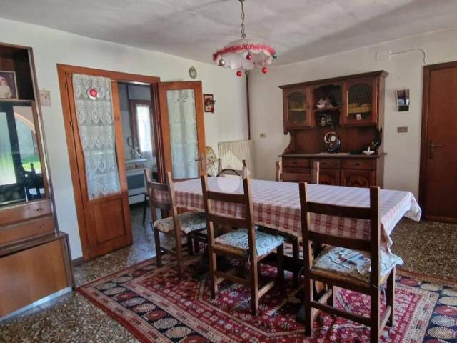 Villa Indipendente in vendita a Fonte, Altivole