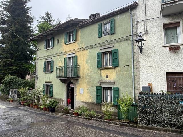 Villa Indipendente in vendita a Unione dell'Alto Reno, Granaglione