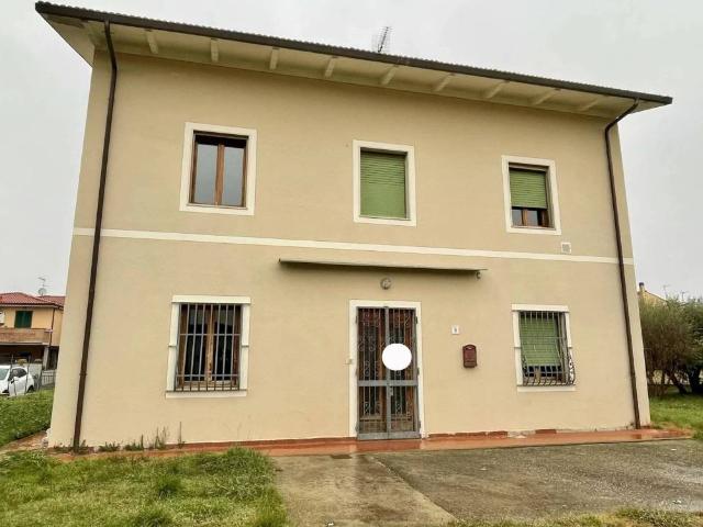 Villa Indipendente in vendita a Badia Pozzeveri, Altopascio