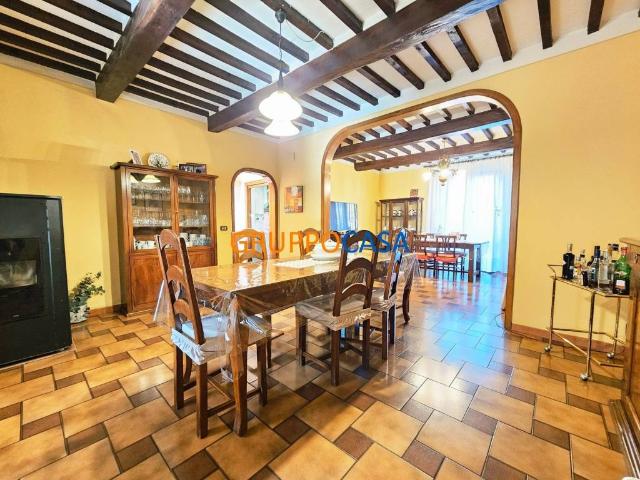 Villa Indipendente in vendita a Altopascio, Toscana