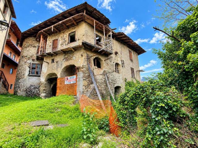 Villa Indipendente in vendita a Bosentino, Altopiano della Vigolana