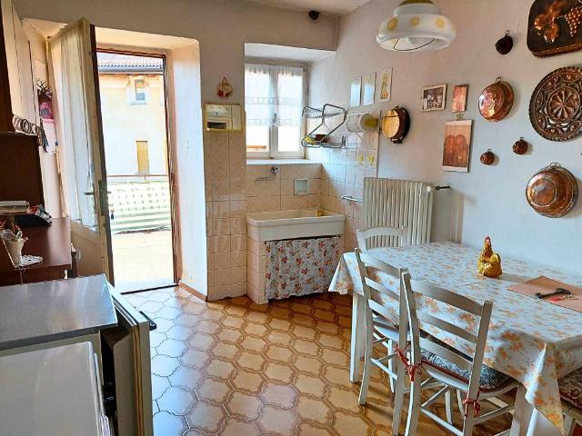 Villa Indipendente in vendita a Comunità Alta Valsugana e Bersntol, Centa San Nicolò