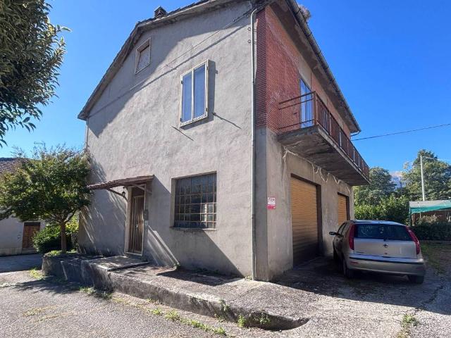 Villa Indipendente in vendita a Piandicontro I, Marche