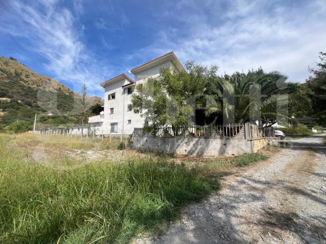Villa Indipendente in vendita a Calabria, Cosenza