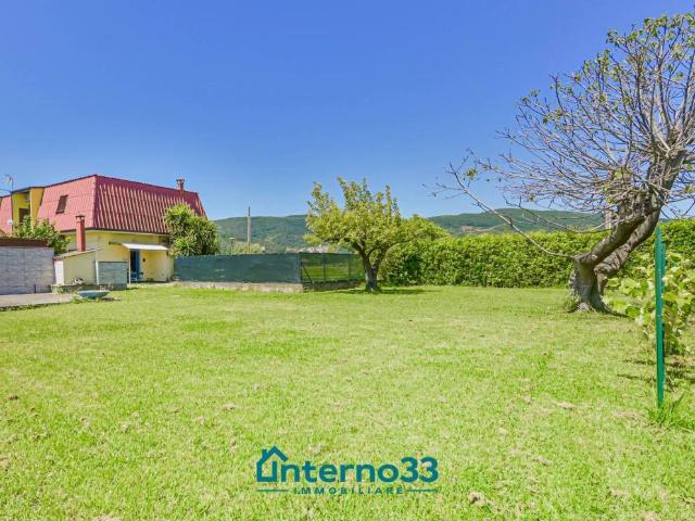 Villa Indipendente in vendita a Ameglia, Liguria