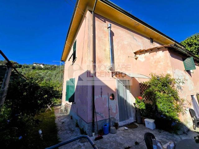 Villa Indipendente in vendita a Bocca di Magra, Ameglia