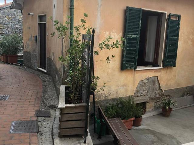 Villa Indipendente in vendita a Ameglia, Liguria