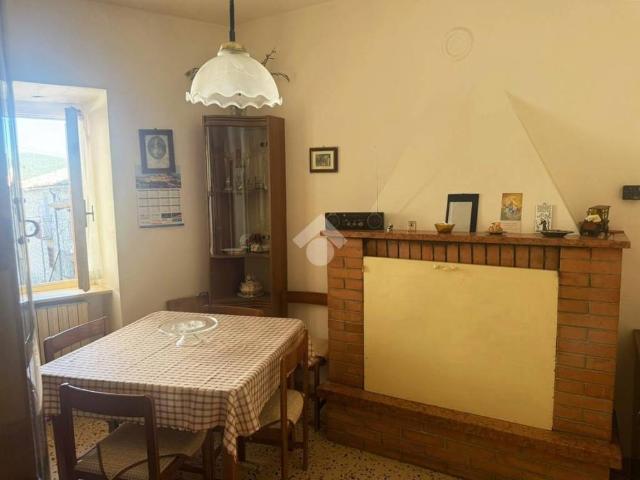Villa Indipendente in vendita a Centro storico, Amelia
