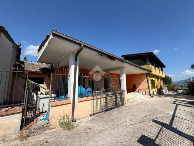 Villa Indipendente in vendita a Anagni, Lazio