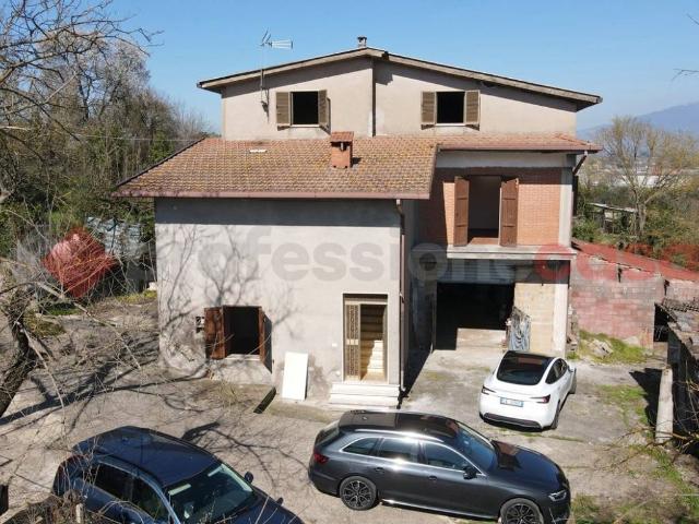 Villa Indipendente in vendita a Anagni, Lazio