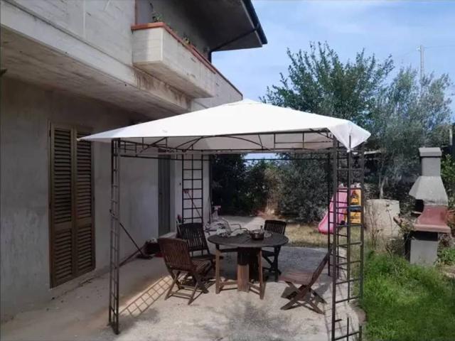 Villa Indipendente in vendita a Unione dei Comuni della Val Vibrata, Ancarano
