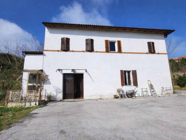 Villa Indipendente in vendita a Marche, Ancona