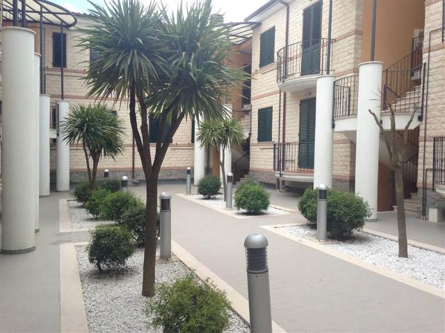 Villa Indipendente in vendita a Ancona