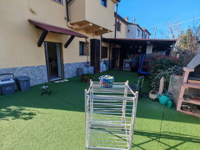 Villa Indipendente in vendita a Ancona