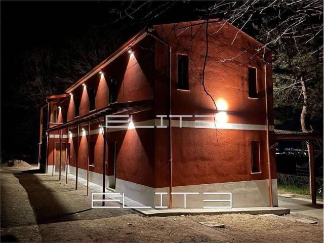 Villa Indipendente in vendita a Marche, Ancona
