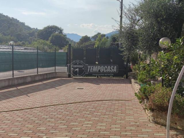 Villa Indipendente in vendita a Andora, Liguria