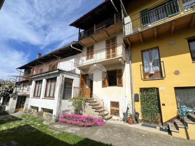 Villa Indipendente in vendita a Piemonte, Biella
